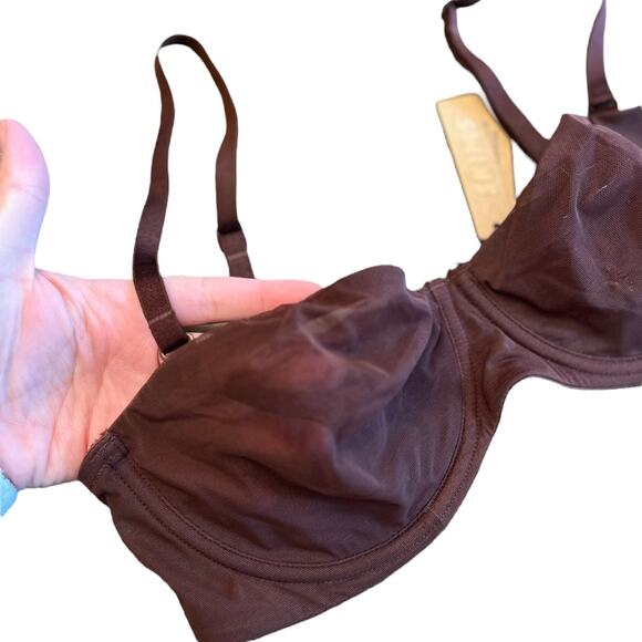NWT SKIMS Strapless Underwire Bra BR-UWR-2209, straps 34C - Picture 5 of 8